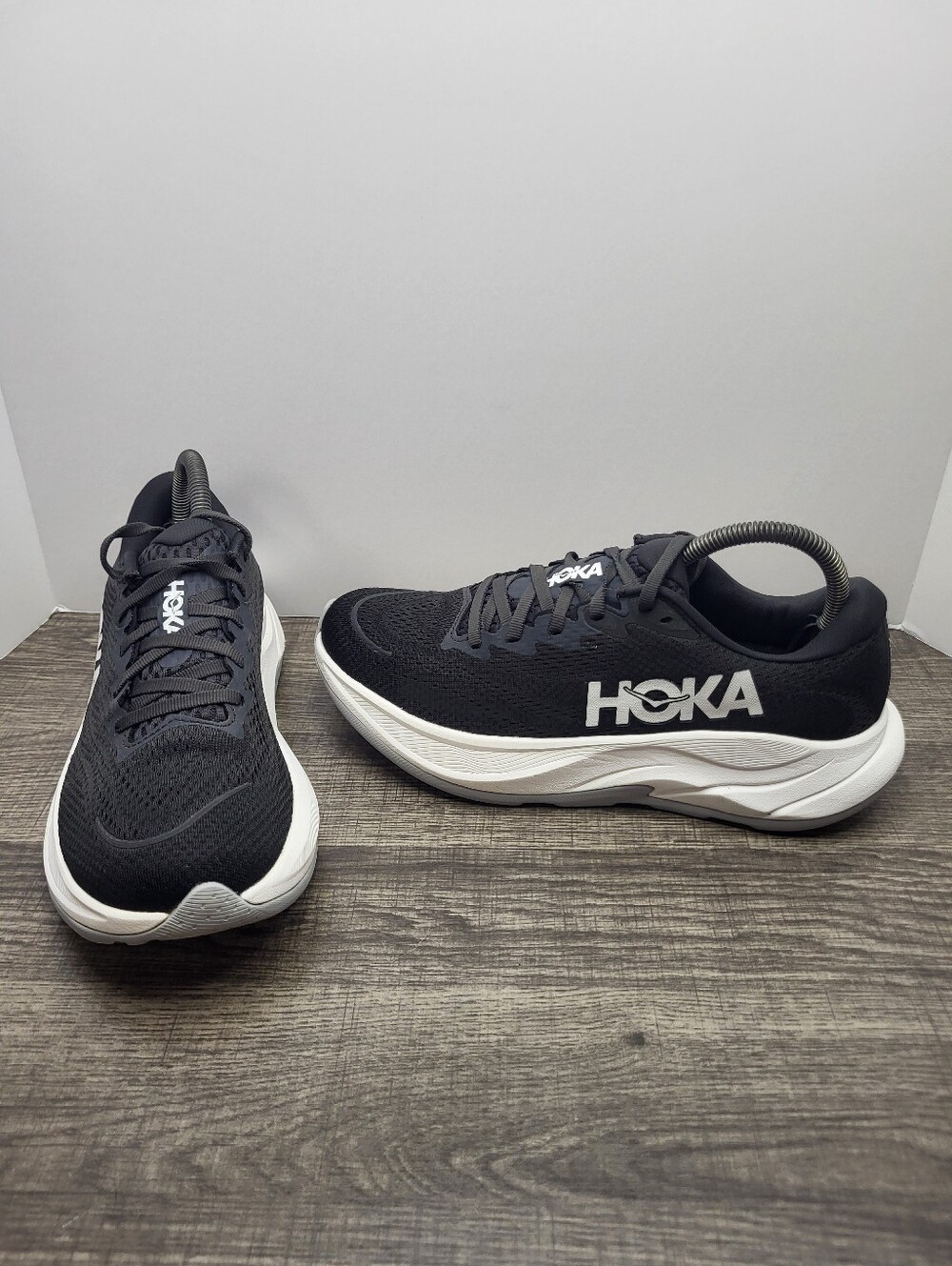 Hoka Rincon 4 Black Breathable Mesh Running Sneakers Shoes Women’s Size 8.5 B
